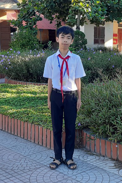NHƯ MINH 7C..jpg